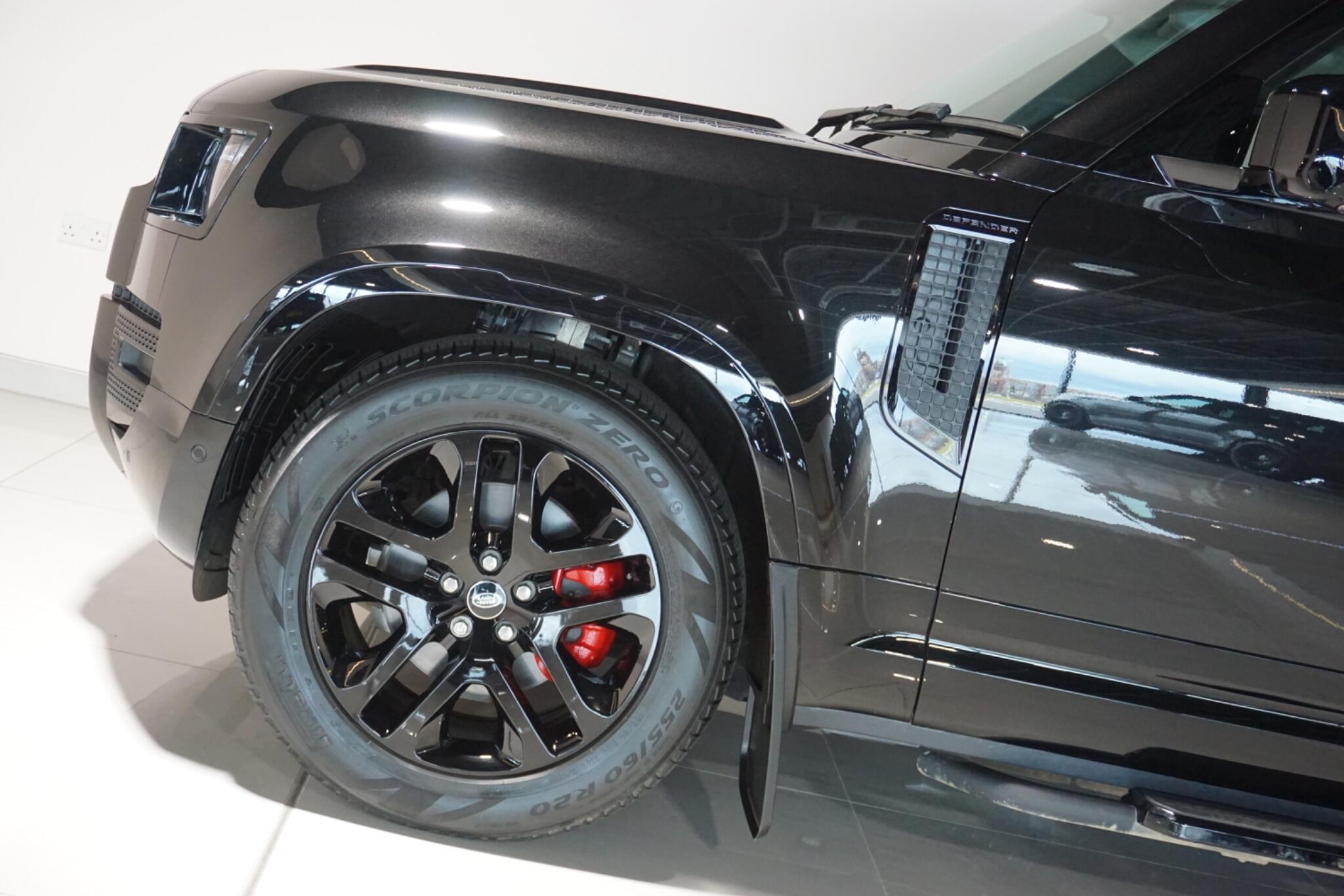 Land Rover Defender 110 3.0 D250 MHEV XS Edition SUV 5dr Diesel Auto 4WD Euro 6 (s/s) (250 ps)